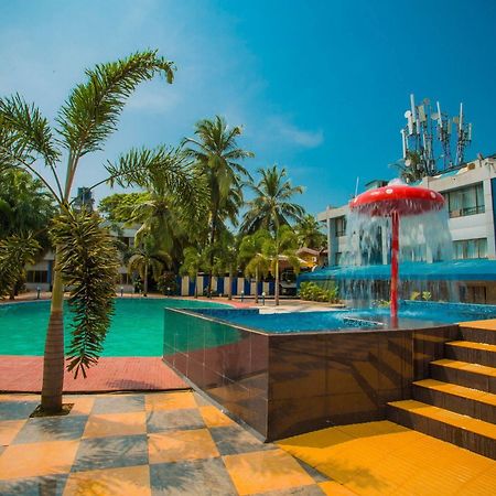 Silver Sands Beach Resort โคลวา ภายนอก รูปภาพ